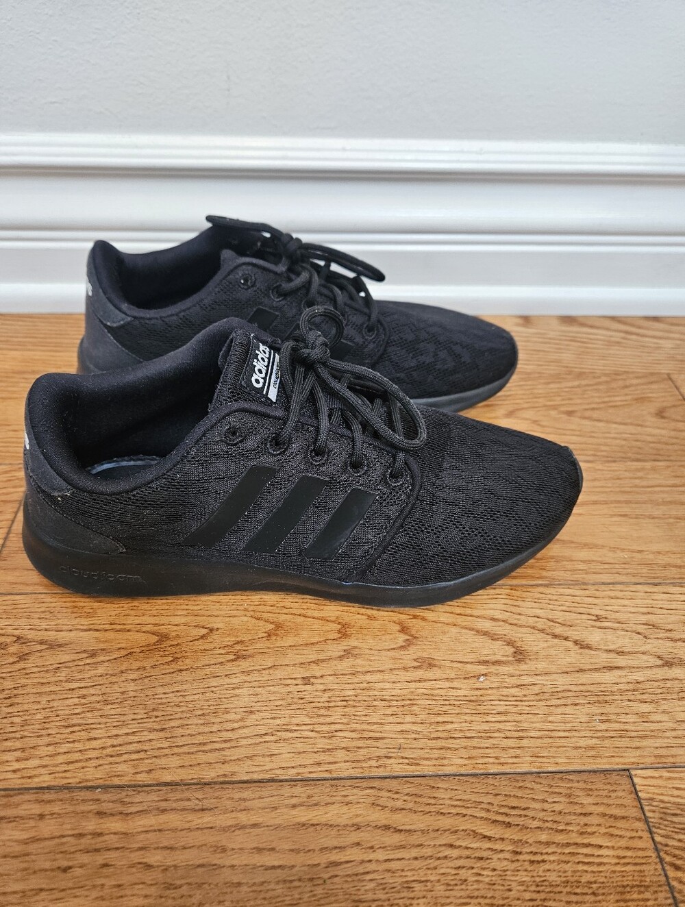 Adidas Lace Detail All-Black Lightweight Training Sneakers